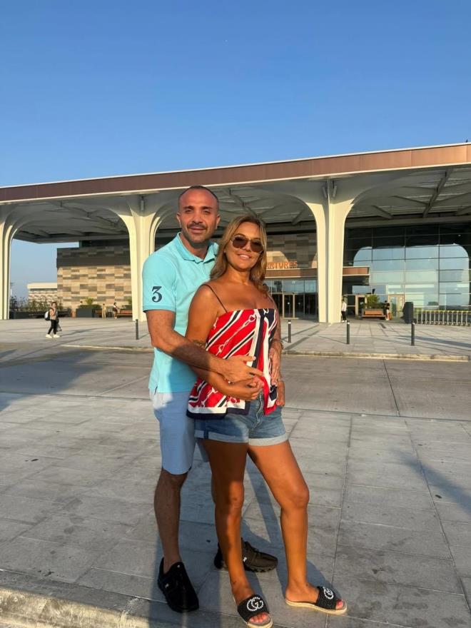 Sefo ile deti "Yerinde Dur" ile gndemden dmeyen Akaln, yaz boyu hayranlaryla bulutu.