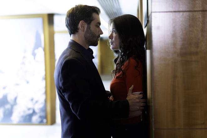 Senaryosunu Selin Arapkirli, Ramazan Demirli, zgr Aaolu ve Elif Hamamc?dan oluan senaryo grubunun kaleme ald Sahipsizler ikinci sezonuyla ok yaknda Star'da...