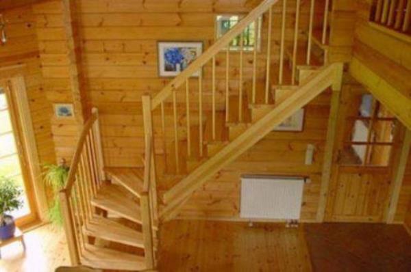 Merdiven altndan gememek.