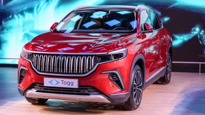 Bugn gelinen noktada bu strateji byk lde hayata geti. TOGG?un C-SUV modeli T10X piyasada youn ilgi gryor ve ksa srede tkeniyor.