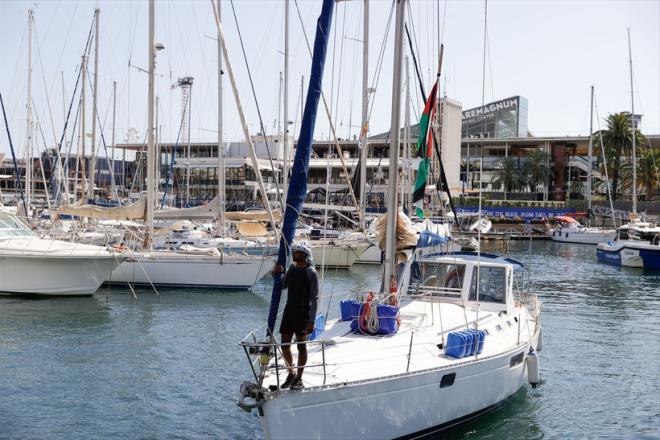 "Gazze hepimizi yanstan bir ayna"  <p>  spanyol aktr Fernandez de "stesek de istemesek de Gazze hepimizi yanstan bir ayna. Kendinizi burada konumlandrmamak imkansz. Gazze'ye doru yola kan her tekne insan onurunun bir haykr. Bu misyon bir tehdit deil, vahete kar bir insanlk eylemi. Sessiz kalmak su ortakldr. Ve sessizlik, bombalar kadar ldrcdr." diye konutu.