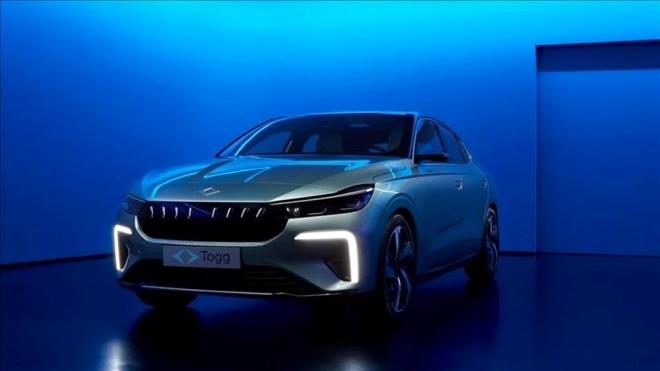 TOGG NE KADAR SATTI?<p>    Togg Austos aynda bin 249 adet sat yapt. Temmuz aynda sat rakam 2 bin 720 adet olmutu