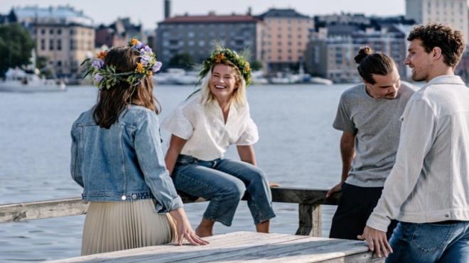 Doann faydalarn unutmuyorlar<p>    Finliler iin doa, enerji ve rahatlama kayna. lke nfusunun byk ounluu yaz tatilini krsal alanlarda ve doayla i ie geirmek iin deerlendiriyor.