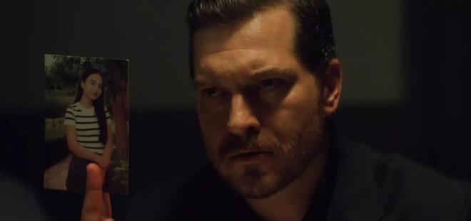 aatay Ulusoy ve Demet zdemir?in barollerini paylat Eref Rya'nn 2.sezonu iin geri saym sryor. lk sezonuyla geni bir izleyici kitlesine ulaan yapm, yeni blmleriyle ekranlara dnmeye hazrlanyor.