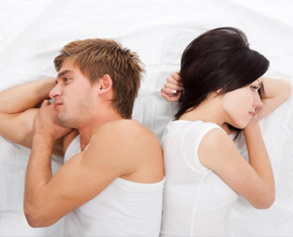 <p><b>YOK BR EY</b></p>    'Bir ey var ama sen anlamazsn' demektir.