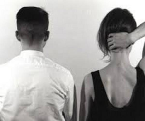 <p><b>HAKLISIN</b></p>    'Hakl falan deilsin de yeter ki kavga kmasn, susalm' demektir.