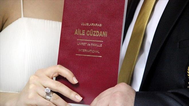 NASIL BAVURU YAPILIR?    Gen iftler fona "e-Devlet" yoluyla veya "https://ailegenclikfonu.aile.gov.tr/" adresi zerinden bavuru yapabiliyor.