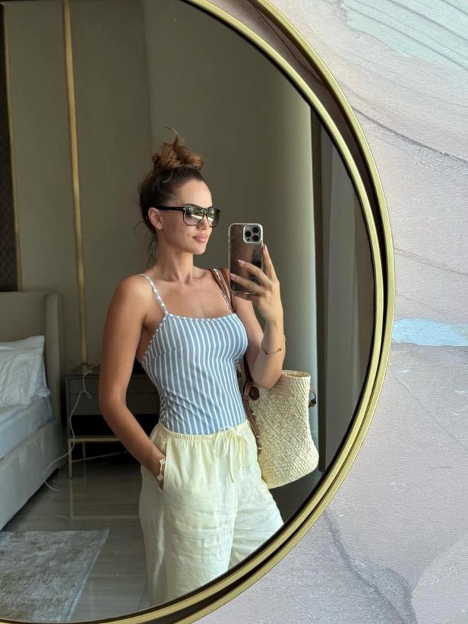 Uzun sredir herhangi bir projede rol almayan 39 yandaki nl oyuncu, yaza tatil fotoraflaryla veda etti.