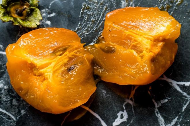 DYABET DOSTU TKETM NERS    Cennet hurmalarn kuruyemi, peynir veya yourt ile birlikte tketmek.    Smoothie, salata veya yulaf ezmesi gibi lif asndan zengin nlere eklemek.    Gnlk karbonhidrat almn takip ederek cennet hurmalarn buna gre planlamak.    Kan ekerini yemekten nce ve sonra kontrol etmek.