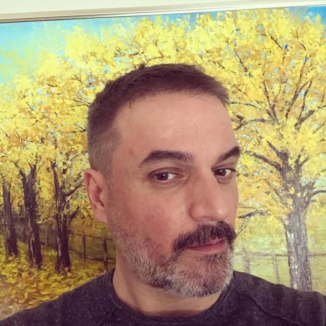 SEVENLERN KORKUTTU    Salk durumu iyi olduu sylenen 50 yandaki zkan, kan haberler sonras intihar iddiasn yalanlayarak; egzama tedavisi iin hastaneye gittiini ve 2 gnde bir kontrolden getiini syledi.