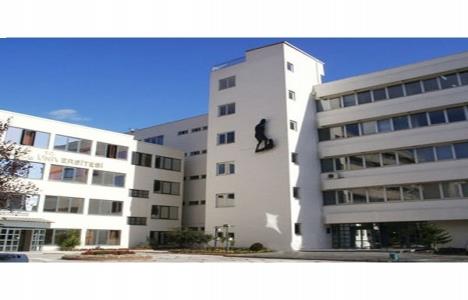 <p>100 evre ve ehircilik uzman yardmcs alm ilann detaylar iin <a href="http://ilan.memurlar.net/ilan/25671/" target="_blank">tklaynz</a>.</p>