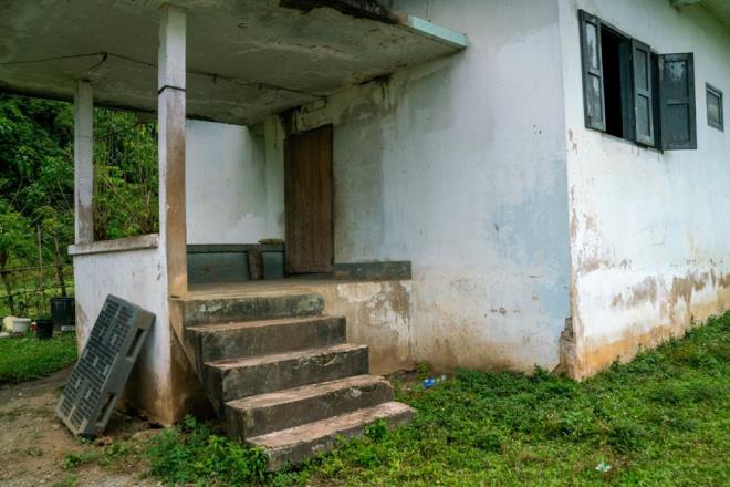 zellikle Vietnam Sava srasnda Laos zerinden yrtlen operasyonlarda stratejik bir merkez haline geldi. Ancak kasabann varl, yllar boyunca resmi haritalarda yer almad.