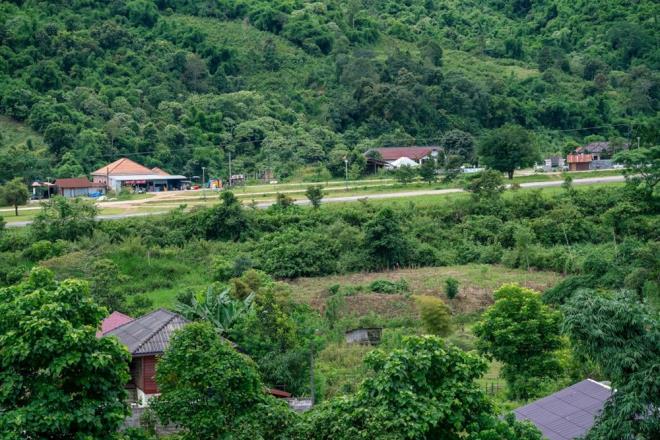 Vietnam Sava dneminde ABD?nin en gizli askeri slerinden biri burada bulunuyor, blge ?dnyann en gizli yeri? olarak anlyordu.