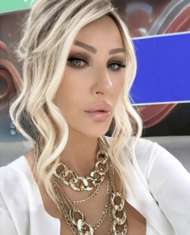 Televizyon dnyasnn sevilen isimlerinden olan Seda Sayan, filtresiz ve makyajsz fotoraflarn paylat.