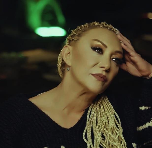 Ferdi Aydn cmlelerine yle devam ediyor: ''Menajeri, akam kafas bir dnyayken ahidi arayp 'sen niye ahit oldun' diye laf sylemi. Menajeri onun en yakndr. Gecenin birinde kadn arayp 'sen niye konuuyorsun, imdi sen byle konuursan kzn kocas cezaevinde, ktnda ocuu alr' demi.