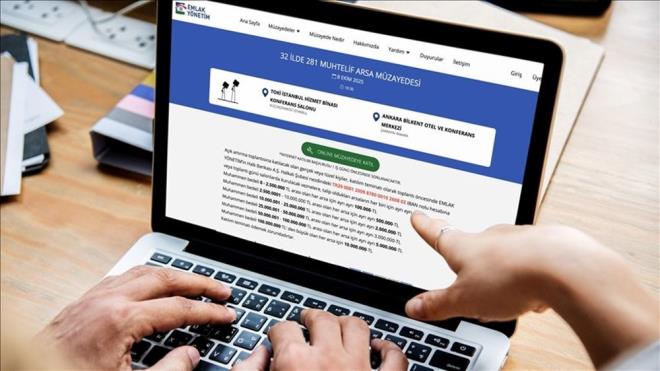 TOK'nin borcunu deyip tapusuna hemen sahip olmak isteyen konut ve i yeri alclar iin dzenledii kampanyann bavurular devam ediyor. Kampanyadan 12 gnlk mesai srecinde 8 bin 251 kii yararland. Bu kapsamda borcunu tamamen kapatan 7 bin 910 kii tapularn almaya hak kazand.