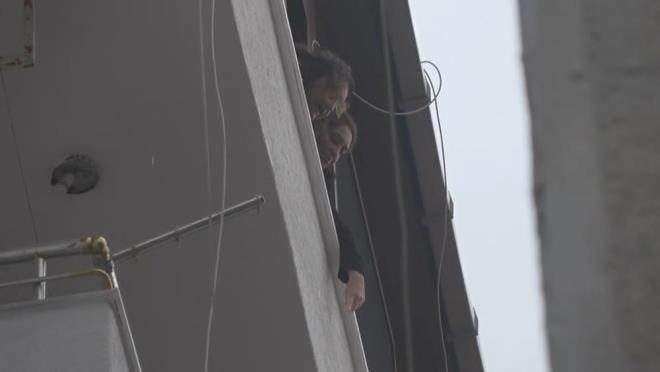 <h2 class="gallery-item-title">HEYET OLAYIN YAANDII YERDE</h2>                <p></p><p>Gll'nn lmnn ardndan gndeme gelen iddialar zerine soruturma balatlmt.</p>  <p>Bu kapsamda Yalova Cumhuriyet Basavcl tarafndan balatlan soruturmada bugn yeni bir gelime yaand.</p>