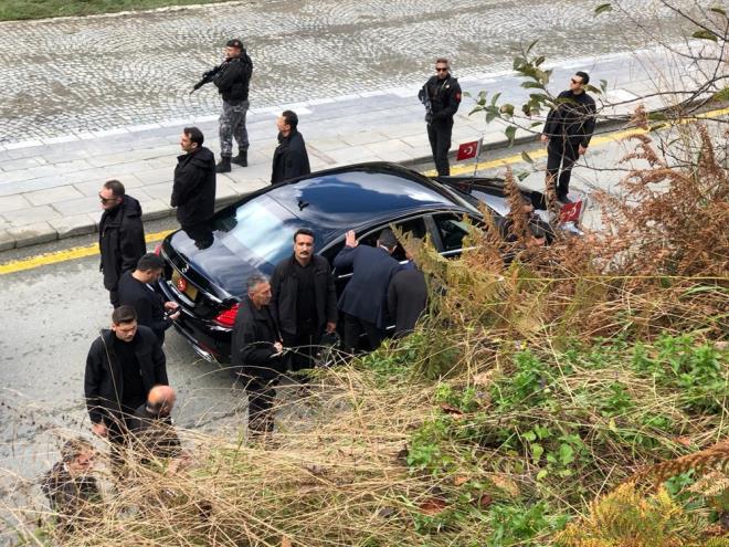 Cumhurbakan Erdoan, kentte 20 Eyll'de metrekareye 355 kilogram ya dmesiyle oluan sel ve heyelan afetinin yaralarnn sarlmas iin srdrlen almalar yerinde denetledi.