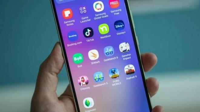 Google, Android ekosisteminde "Material You" tasarm dilini merkezine alarak tm cihazlarda daha tutarl bir grnm sunmak istiyor.&nbsp;