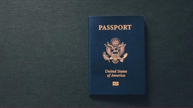 <h2 class="gallery-item-title">2025'N EN GL PASAPORTLARI    </h2>                <p></p><p>106. srada yer alan Afganistan, sadece 24 lkeye vizesiz giri hakk ile listenin en dibinde bulunuyor. Onu Suriye (26 lke) ve Irak (29 lke) izliyor.</p>  <p><br><strong>1-</strong> Singapur (193 lke)</p>  <p><strong>2-</strong> Gney Kore (190)</p>  <p><strong>3-</strong> Japonya (189)</p>  <p><strong>4-</strong> Almanya, talya, Lksemburg, spanya, svire (188)</p>  <p><strong>5-</strong> Avusturya, Belika, Danimarka, Finlandiya, Fransa, rlanda, Hollanda (187)</p>  <p><strong>6-</strong> Yunanistan, Macaristan, Yeni Zelanda, Norve, Portekiz, sve (186)</p>  <p><strong>7-</strong> Avustralya, ekya, Malta, Polonya (185)</p>  <p><strong>8-</strong> Hrvatistan, Estonya, Slovakya, Slovenya, BAE, Birleik Krallk (184)</p>  <p><strong>9-</strong> Kanada (183)</p>  <p><strong>10-</strong> Letonya, Lihtentayn (182)</p>  <p><strong>11-</strong> zlanda, Litvanya (181)</p>  <p><strong>12-</strong> ABD, Malezya (180)</p>