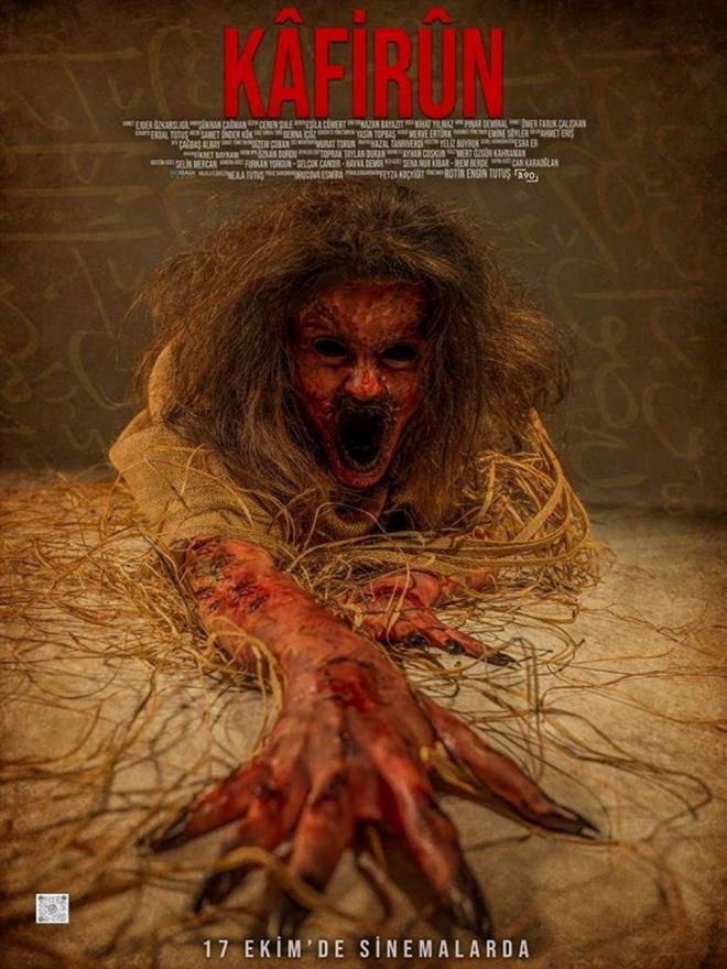 <h2 class="womanpage-gallery-detail-sub-title womanpage-gallery-detail-card-frame--sub-title">KAFRUN</h2>              <p class="card-text gallery-page-hero-card-text">Rotin Engin Tutu'un ynettii yerli korku filmi "Kafirun", hasta annesi ve kz kardeiyle yaayan Ahmet'in, grnmeyen bir varln zihin oyunlaryla kabusa dnen hayatn anlatyor. Film, Ahmet'in peini brakmayan kabuslar ve paranormal olaylarla dolu bir labirentin iine srklenmesini konu alyor.</p>