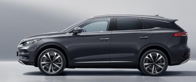 BYD'nin ilk geri armas, Mart 2015 ile Temmuz 2017 arasnda retilen amiral gemisi hibrit Tang serisinin nceki versiyonuna ait yaklak 44 bin adet arac hedef alyor. Bir bileen tasarmndaki ve tahrik motoru kontrolrndeki kusurlar, devre kartnn yanmasna ve ar durumlarda g kaybna yol aabilir.