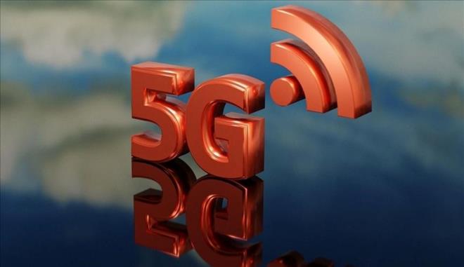 <p><strong>5- TRKYE'DE 5G'YE UYUMLU CHAZLARIN PAYI NEDR? </strong><br>Bakan Uralolu'nun aklamasna gre, telefon kullanan yaklak 85 milyon abonenin, 22 milyonun cep telefonu 5G'ye uyumlu cihazlardan oluuyor.</p>  <p>Trkiye'de yaklak olarak 96 milyon mobil abone olduunu aktaran Uralolu, bunlarn yaklak 11 milyonunun makineler arasnda iletiim salayan aboneler olduu bilgisini paylat. Trkiye'deki telefonlarn 4'te biri kadar 5G uyumlu telefonlardan oluuyor.<br><br><strong>6- MEVCUT TARFE DEMEL M? EK CRET VAR MI?</strong><br>Herhangi bir deiiklik yaplmasna gerek kalmadan, mevcut kullanlan tarife kullanlmaya devam edilerek 5G hizmetinden yararlanlabilecek. Aboneler, 5G iin herhangi bir ek cret demesi yapmayacak.</p>