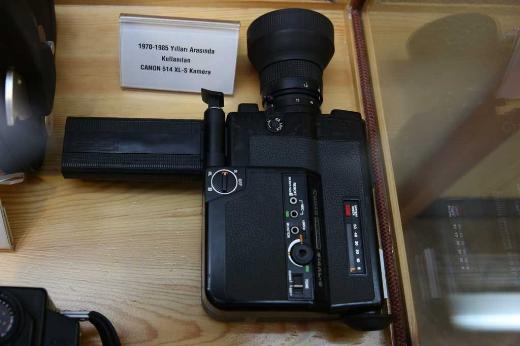 Kurum iinde byle anlmasa da toplanan aletler mze olabilecek mertebeye ulam.