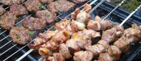 Ne var ki kurban eti piirirken ve tketirken dikkat etmeniz gereken birtakm kurallar var.