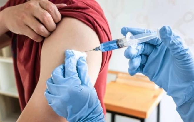 Trkiye'de griple ilgili farkndaln tam olumadna ve bu enfeksiyonla ilgili yanl bilgilerin can aldna iaret eden Trkiye Aile Hekimleri Uzmanlk Dernei (TAHUD), lke apnda<strong> "En gzel amda, grip am yanmda"</strong> adn tayan bir bilinlendirme kampanyas balatt.