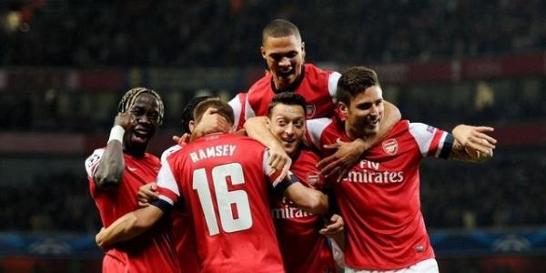 <b>ARSENAL 290 milyon euro</b>