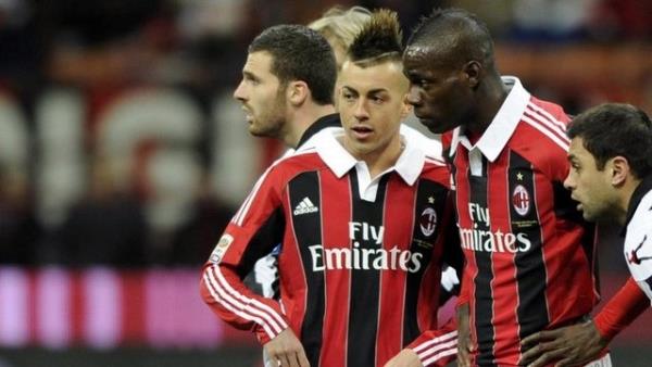 <b>AC MILAN 276 milyon euro</b>