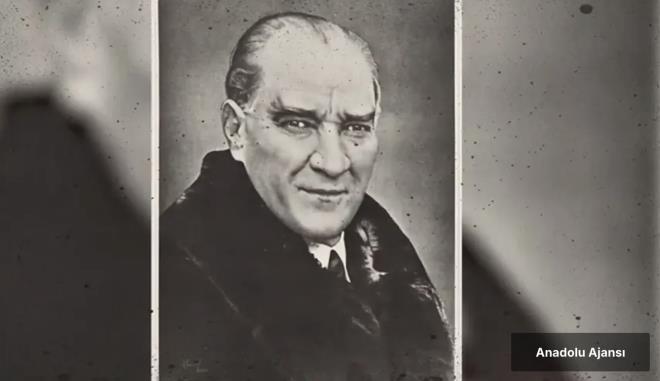 <h2 class="text-size-20 md:text-size-24 px-2.5 mt-2 text-black font-bold pt-2">"SEVR ANLAMASI BZCE MEVCUT DELDR"</h2><div class="text-size-18 md:text-size-20 p-3 pb-1 font-medium text-black ck ck-content break-words leading-normal"><p>Atatrk, United Telegraph gazetesi muhabirine yapt aklamada, Sevr Antlamas'n tanmadklarn vurgulayarak, "Siyasi, adli, iktisadi ve mali bamszlmz imhaya ve neticede yaama hakkmz inkara ve kaldrmaya yneltilmi Sevr Antlamas bizce mevcut deildir." dedi. TBMM tarafndan Osmanl Hkmeti ile tilaf Devletleri arasnda imzalanan Sevr Antlamas'nn kabul edilmedii dnyaya duyuruldu.</p><p>&nbsp;</p><p>tilaf Devletleri'nin yardmyla zmir'i igal eden Yunan kuvvetlerinin ilerlemesi, 1921'de Birinci ve kinci nn Savalar ile durduruldu.</p><p>&nbsp;</p><p>Yunan ordusunun 23 Austos 1921'de yeniden taarruz etmesiyle Sakarya Meydan Muharebesi balad. Atatrk, birliklere, "Hatt mdafaa yoktur, sath mdafaa vardr. O sath btn vatandr. Vatann her kar topra vatandan kanyla slanmadka terk olunamaz." diyerek tarihe geen emrini verdi.</p></div>