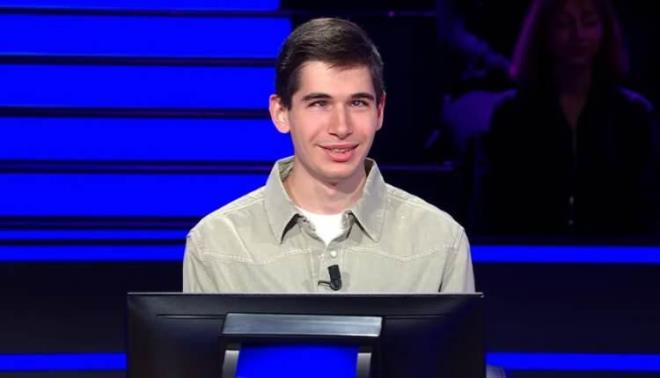 <strong>Yeditepe niversitesi Fizik Blm rencisi olan Kerem, yarmaya heyecanl bir balang yapt.</strong>