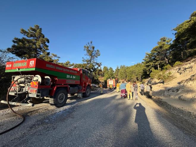 Mahalle muhtarndan teekkr<br>   Aydnlar Mahalle Muhtar Soner Dndar, yangnn bymesini nleyen Ekrem Emeli'ye duyarllndan dolay teekkr etti.