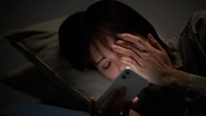 <p><span style="color:#FF0000"><strong>ARATIRMADA  AAMA UYGULANACAK</strong></span></p>    <p><strong>Uykuya dalmakta zorlanan kiilere ynelik ilalarn etkisini daha iyi anlamay hedefleyen alma, birka aama zerinden gerekleecek.</strong></p>    <p><strong>lk olarak 3 ila 4 hafta srecek n deerlendirme gerekletirilecek.</strong></p>