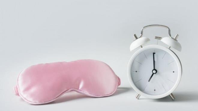 <strong>Aratrmaclar, ge yatma alkanlna sahip kiilerin beyin aktivitelerini ve uyku kalitelerini mercek altna alarak uyku ilalarnn bu kiiler zerindeki etkilerini lmeyi planlyor.</strong>