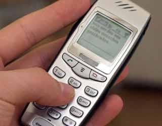 Yreine damla damla umut, gnlerine bin tatl mutluluk dolsun. Sevdiklerin hep yannda olsun, yzn ve gln hi solmasn. Kurban Bayramn kutlu olsun...