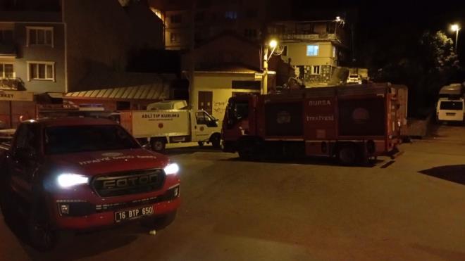 <strong>Ev Sahibi Kaypt</strong><br>  Yangn srasnda ulalamayan 78 yandaki Kazm Kaya iin arama almalar balatld.