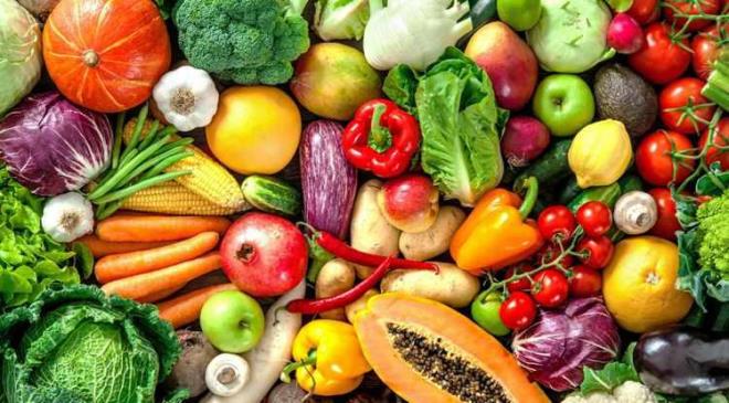 <span><em><strong>Aratrmaclar, vcudumuz iin adeta bir ifa deposu olan meyve ve sebzeler arasndan 'en salkl' olanlar belirlemek iin harekete geti. Yaplan yeni almada&nbsp; 17 temel besin zerinden deerlendirmede bulunan aratrmaclar,&nbsp; 100 zerinden 100 alarak zirveye yerleen 'sebzeyi' aklad.</strong></em></span>