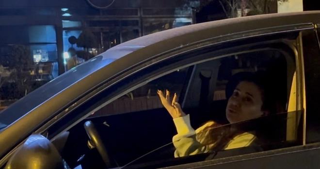 <strong>Ehliyet Daimi ptal Edildi</strong><br>  0.29 promil olarak llen alkol seviyesi, aday srcler iin yasal snr at iin .K.'nin ehliyeti daimi olarak iptal edildi.