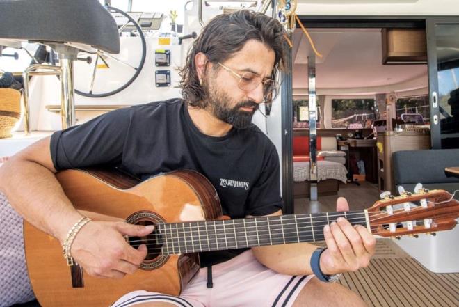 Arada stanbul'a geldiini syleyen Avc, deniz yaantsnn zor olduunu, uzun yol deneyimi yapmak iin sk sk dmene getiini belirtti.