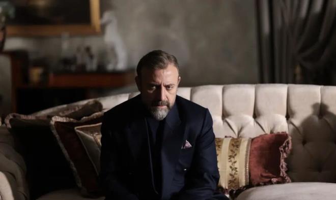 Uzun sredir final iddialaryla gndemde olan Kral Kaybederse dizisinin ekran maceras sona eriyor. Yapmn son fragmannda "son  blm" ifadesi yer ald ve final karar resmen duyuruldu.