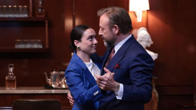 Star TV'nin en sevilen yapmlarndan biri olan Kral Kaybederse, ilk yaynland gnden beri her blmyle izleyicisini heyecanlandryor. Byk bir merakla takip edilen diziden kt haber geldi. Final yapaca sylentileri olan Kral Kaybederse, son  blm olduunu aklad ve sylentileri dorulam oldu. te ayrntlar...