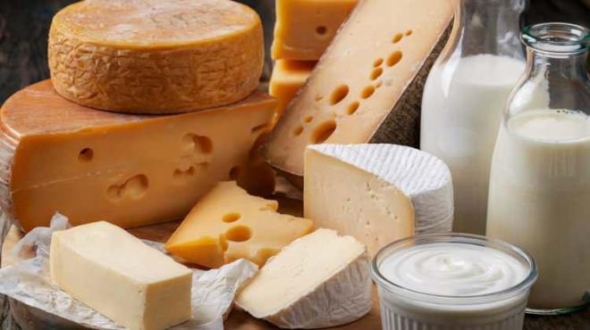 <strong>65 ya zeri 7914 kiinin mercek altna alnd aratrmada katlmclarn yars haftada en az bir kez peynir tkettiini bildirirken, dier yars hi peynir yemediini syledi.</strong>