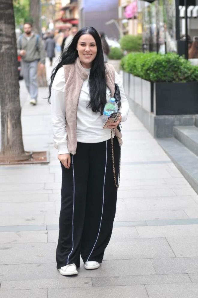 Getiimiz gnlerde <strong>Nianta'</strong>nda grntlenen <strong>Tue Tayfur</strong>, gazetecilerin kendisine ynelttii sorular yantlad ve dikkat eken aklamalarda bulundu.