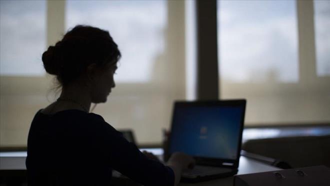 <p>Perakende ticaret:</p>  <p>&nbsp;Yzde 17,7</p>  <p>Salk ve sosyal yardm:</p>  <p>&nbsp;Yzde 18,2</p>