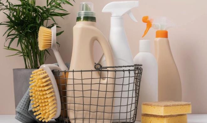 Dr. Mller, bu iaretlerin <strong>"gz ard edilmemesi gereken kritik bilgiler"</strong> olduunu vurgulayarak,<br><strong>"Sembol yoksa risk bilinemez; bu da tketiciyi korunmasz brakr."</strong> ifadelerini kulland.