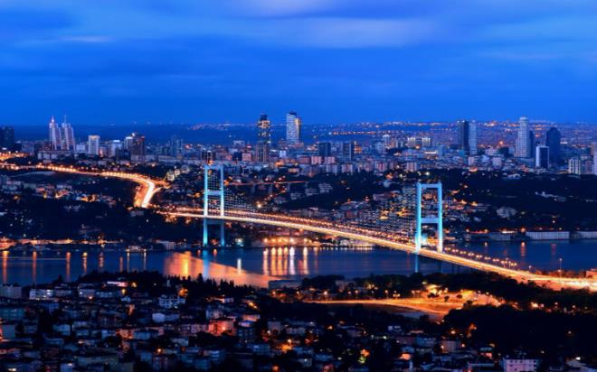 stanbul'daki ile belediyelerinin baarsn len yeni bir anket sonuca kavutu. Bu sonular, stanbul'daki belediyelerin belediyecilik anlayn ve halka verdikleri hizmetlerin verimliliini gzler nne seriyor. Listenin ilk srasndaki isim herkesi artrken, listede bir kadn belediye bakan bulunmas da dikkatlerden kamad.