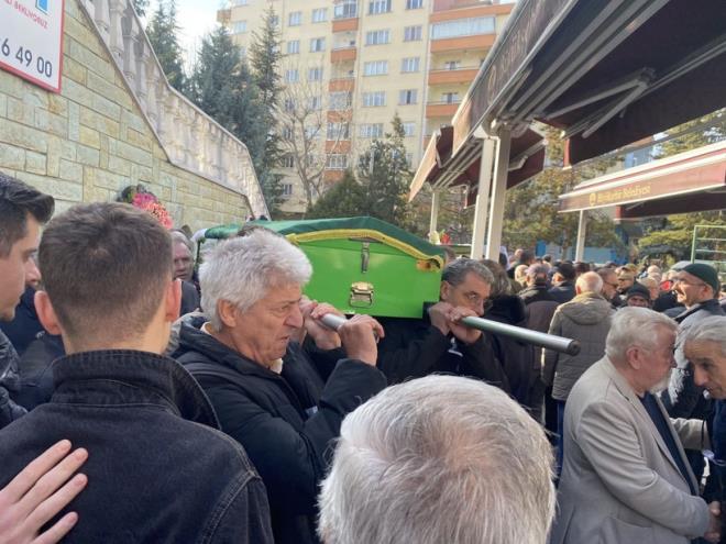 zberk dedesi iin trende dua etti.